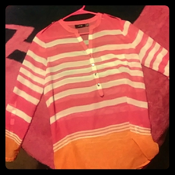 shirt - Picture 1 of 4